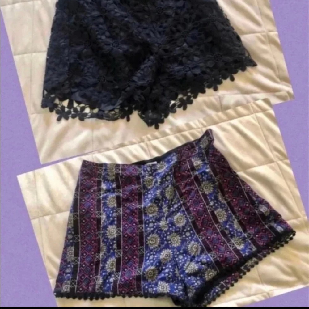 Hollister Womens Shorts Bundle of Two - Size Small
